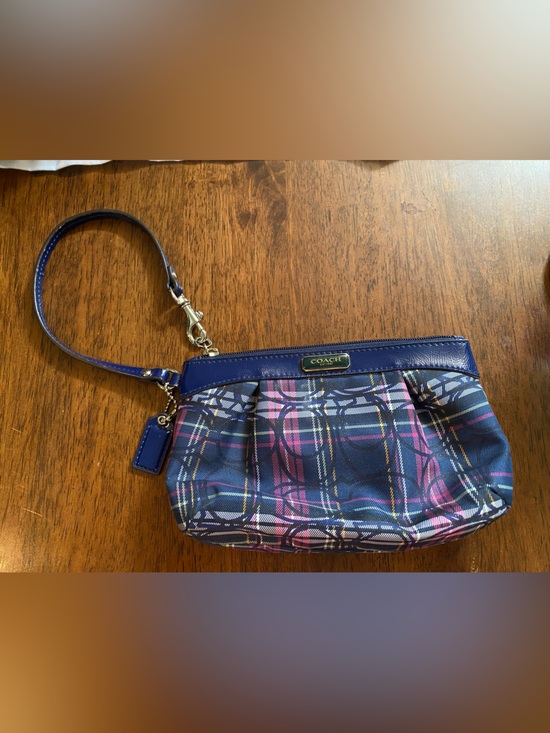 Coach Handbags - Coach Poppy Plaid wristlet
